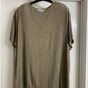 Ship'N Shore Brand Women's Taupe Colored Blouse, Size 24W, NWT